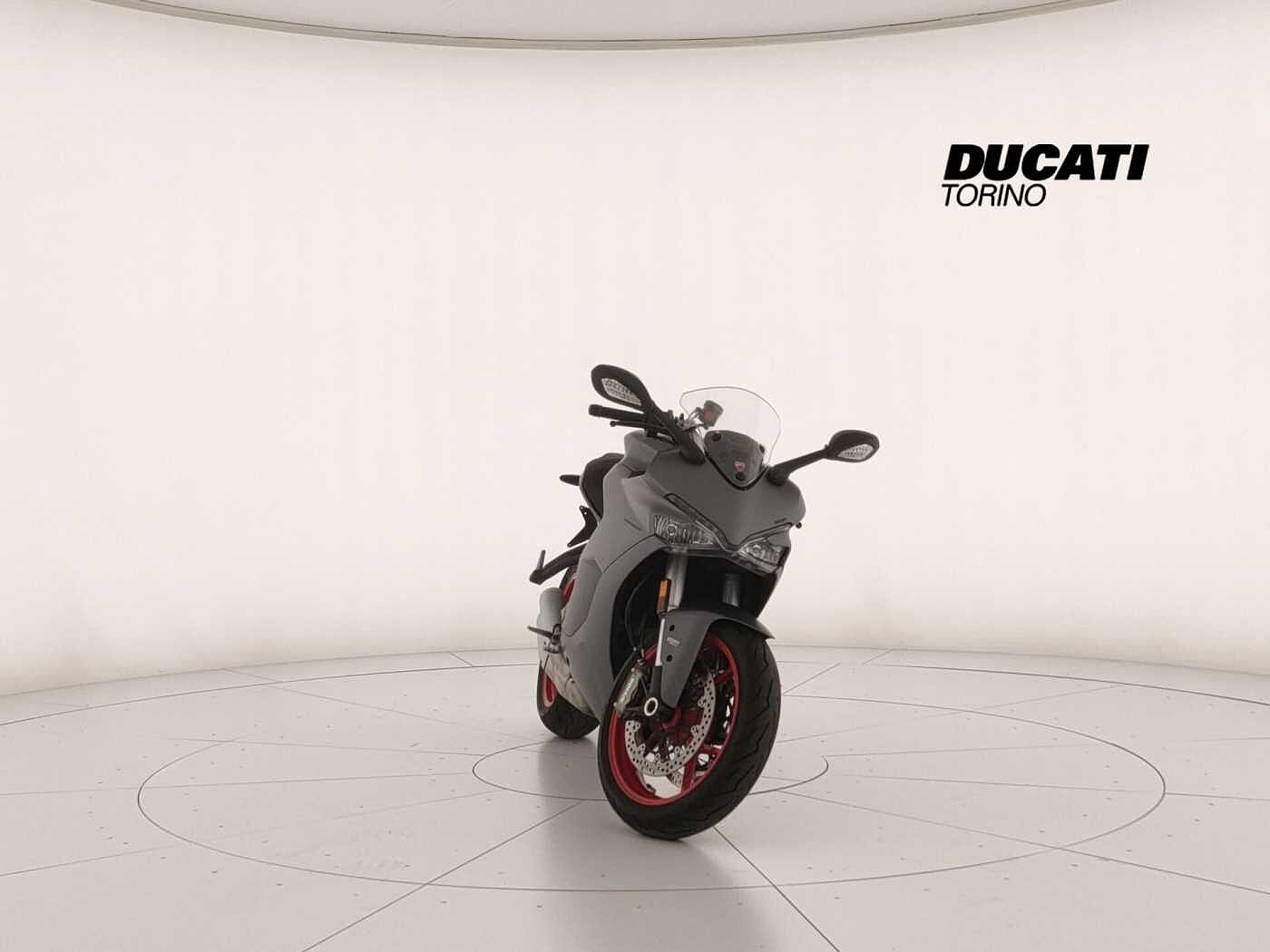 DUCATI SUPERSPORT 939 