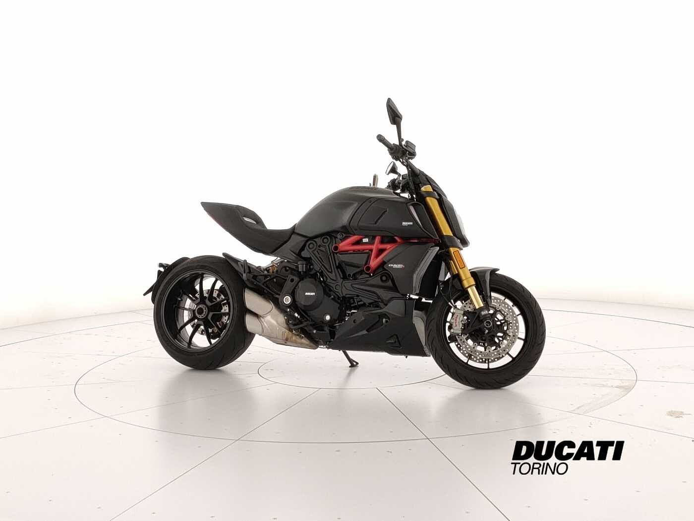 DUCATI DIAVEL 1260 S BLACK 