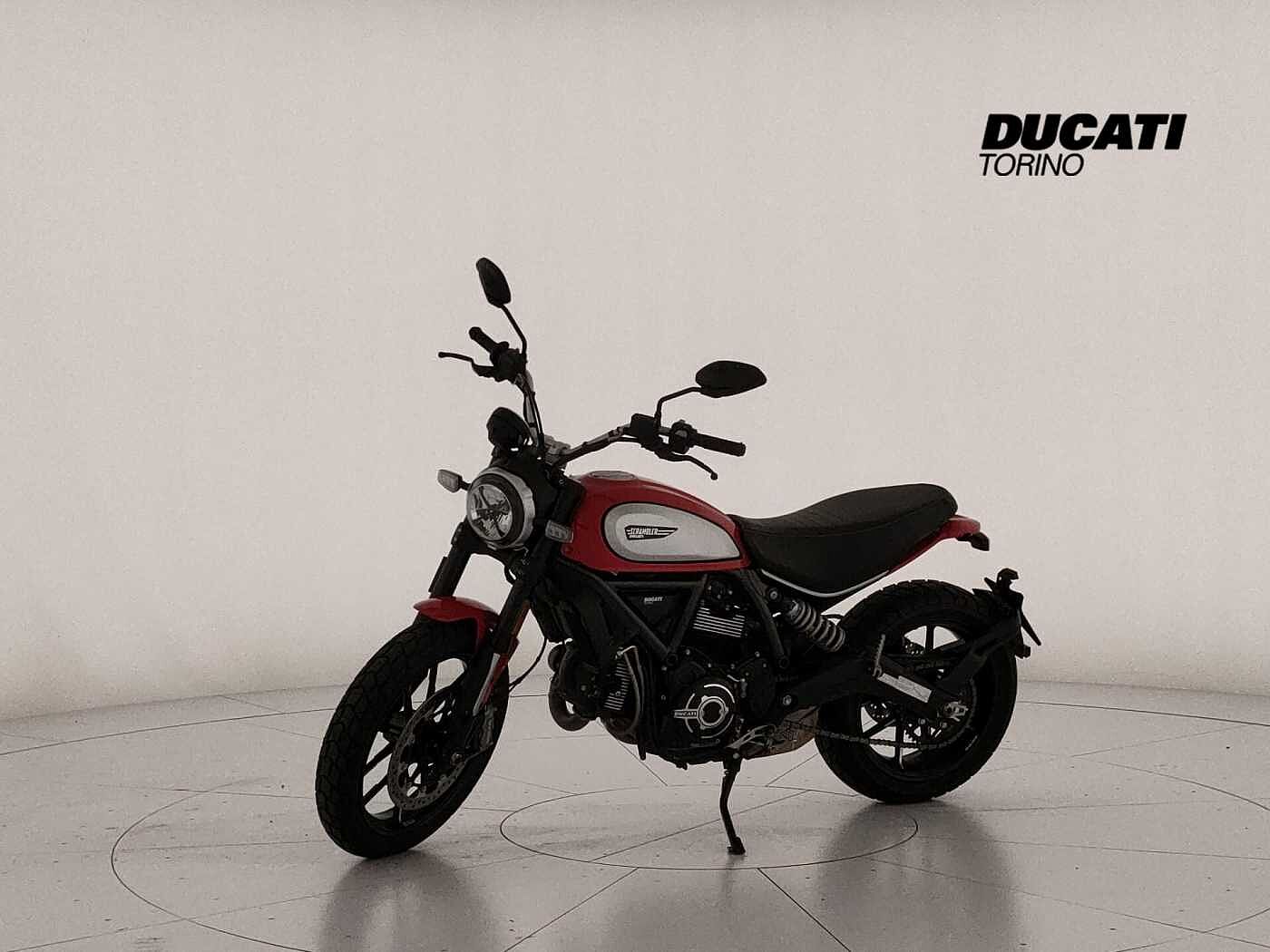 DUCATI SCRAMBLER ICON 