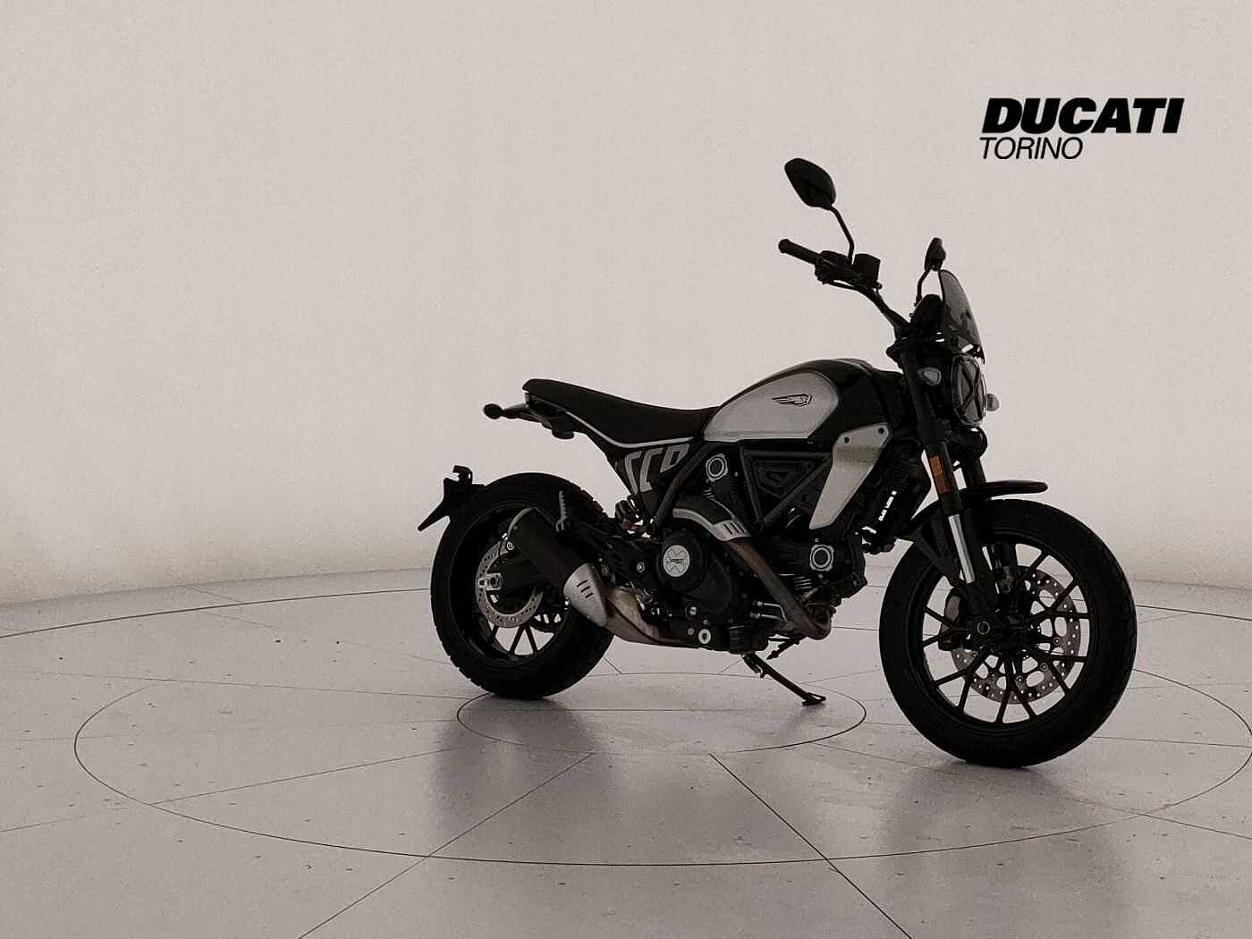 DUCATI SCRAMBLER ICON 800 