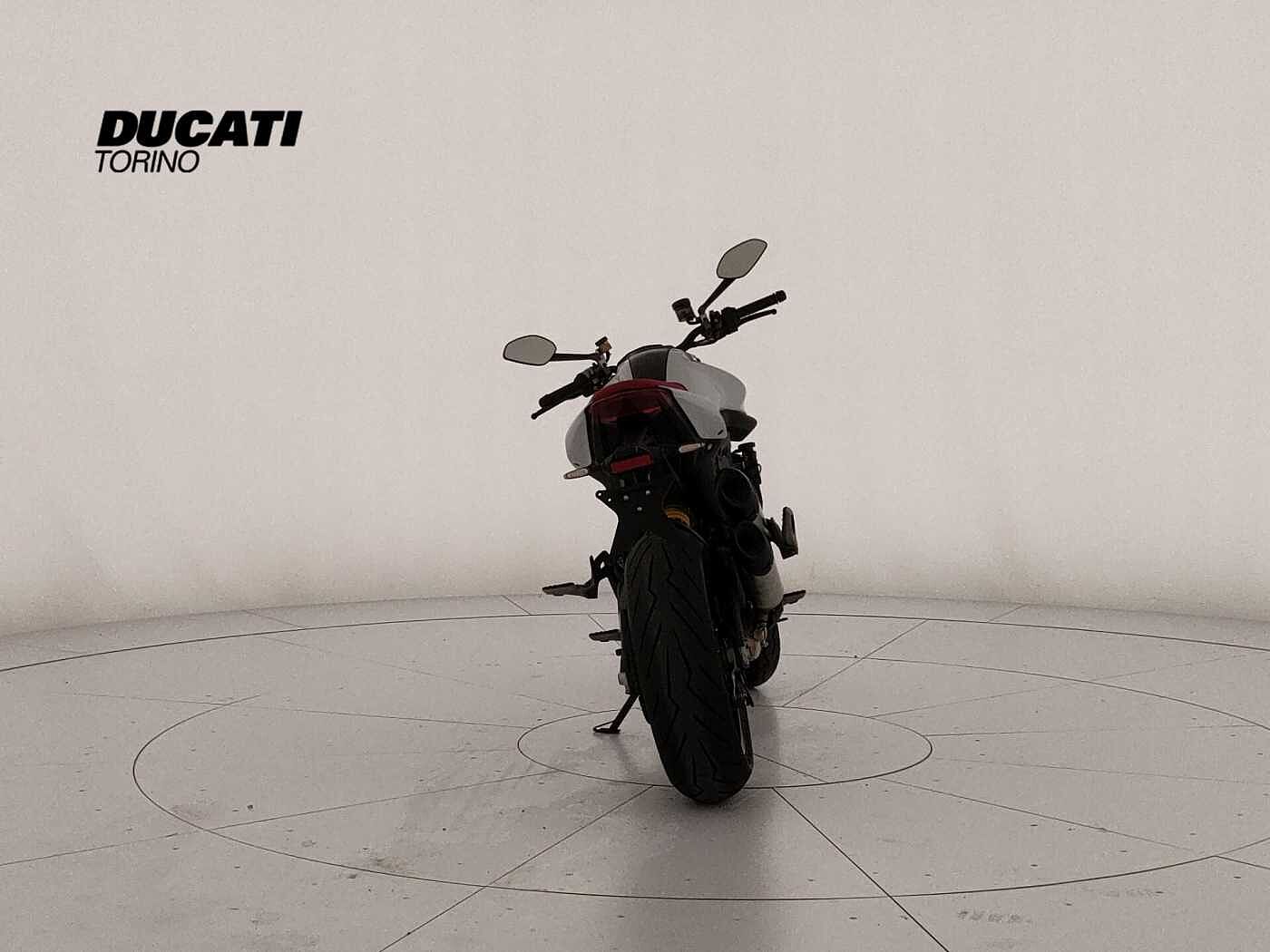 DUCATI MONSTER 937 