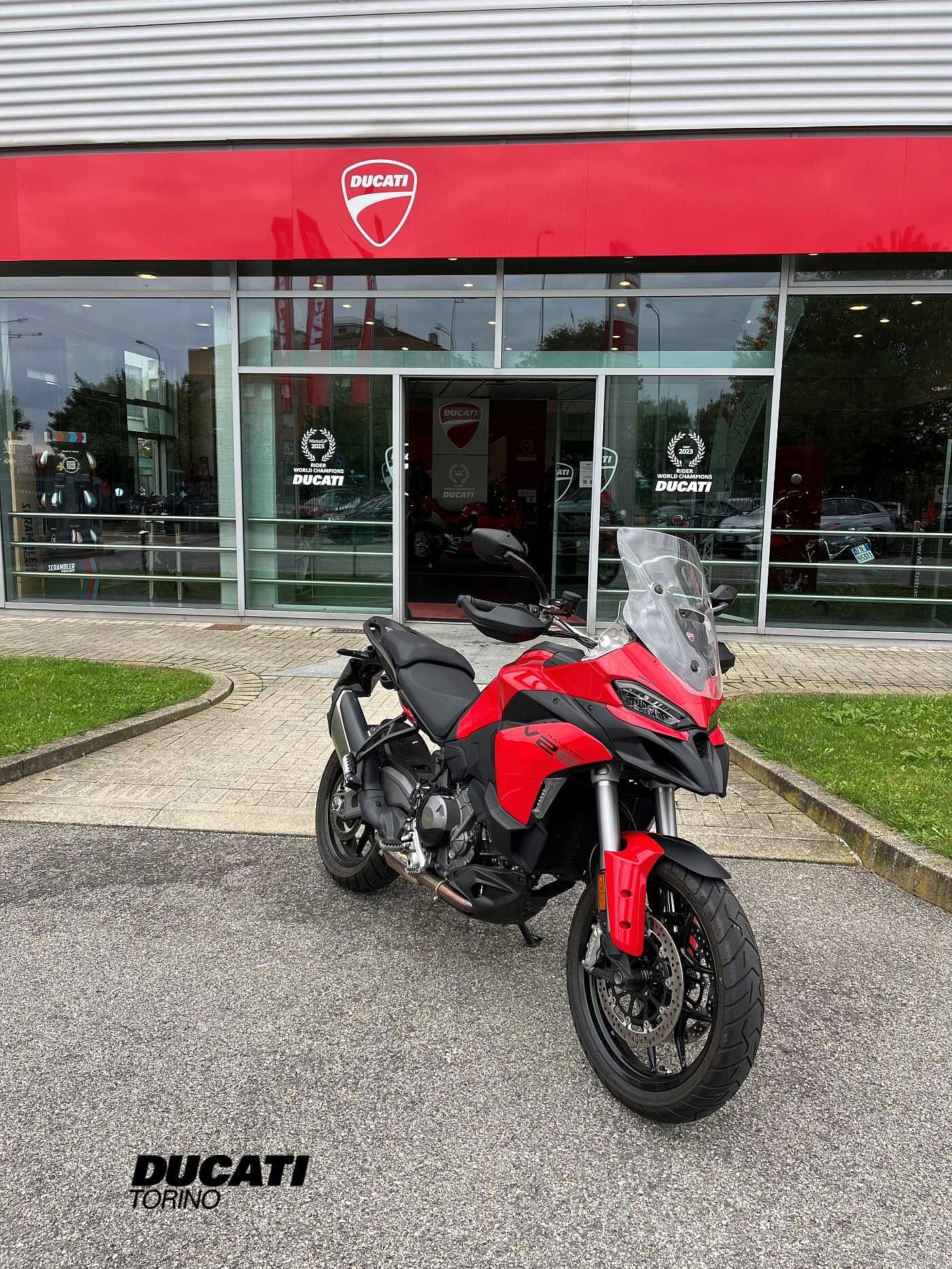 DUCATI MULTISTRADA V2 