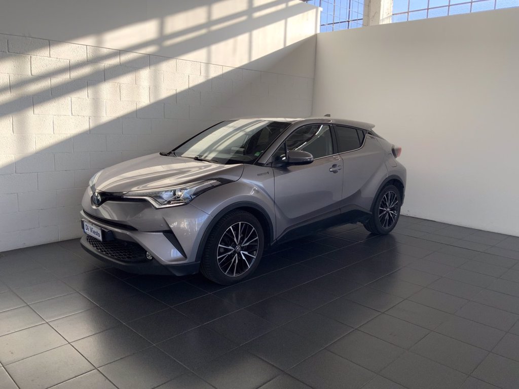 TOYOTA C-hr 1.8h trend 2wd e-cvt