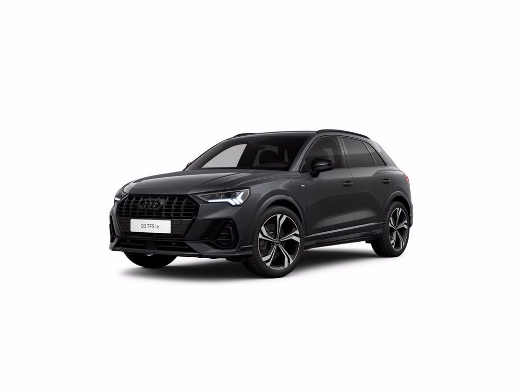 AUDI Q3 45 1.4 tfsi e identity black s-tronic