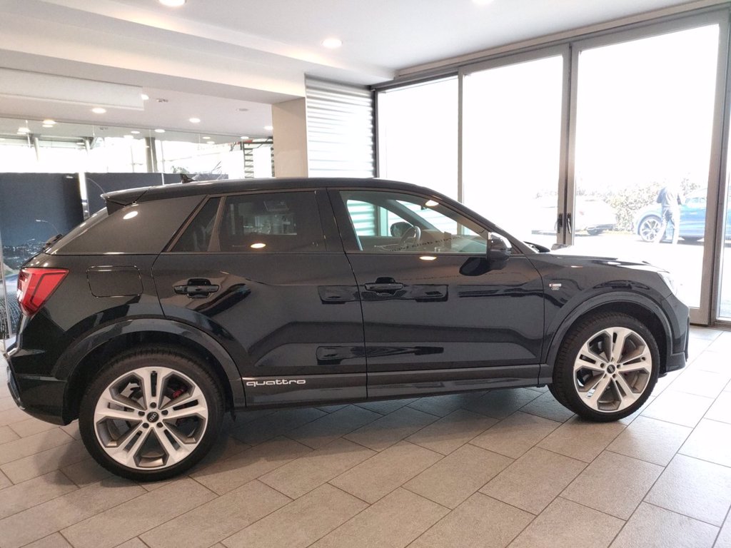 AUDI Q2 40 2.0 tfsi s line edition quattro s-tronic