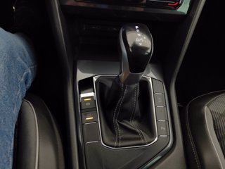 VOLKSWAGEN Tiguan 2.0 tdi r-line 150cv dsg