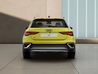AUDI A3 allstreet 35 TFSI S tronic Identity Contrast