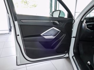 AUDI Q3 35 2.0 tdi business advanced s-tronic