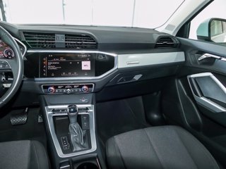 AUDI Q3 35 2.0 tdi business advanced s-tronic