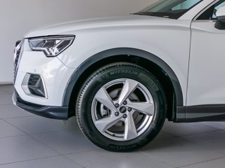 AUDI Q3 35 2.0 tdi business advanced s-tronic
