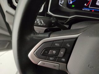 VOLKSWAGEN Taigo 1.0 tsi r-line 110cv dsg