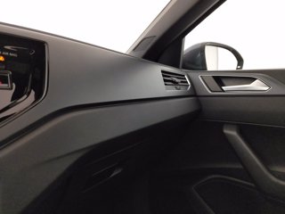 VOLKSWAGEN Taigo 1.0 tsi r-line 110cv