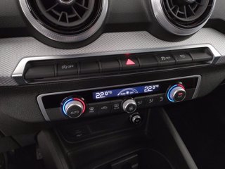 AUDI Q2 35 2.0 tdi business quattro s-tronic