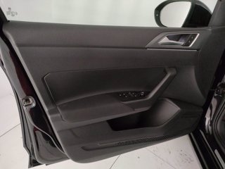 VOLKSWAGEN Taigo 1.0 tsi r-line 110cv