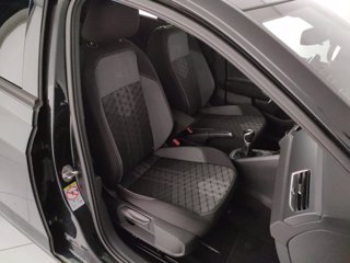 VOLKSWAGEN Taigo 1.0 tsi r-line 110cv