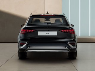 AUDI A3 allstreet TFSI 110 kW S tronic Identity Contrast