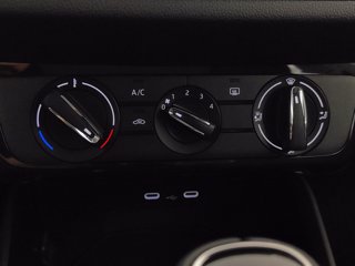 SKODA Fabia 1.0 tsi young edition 95cv