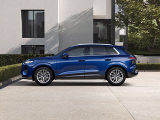 AUDI Q3 e-hybrid 200 kW S tronic Business Advanced