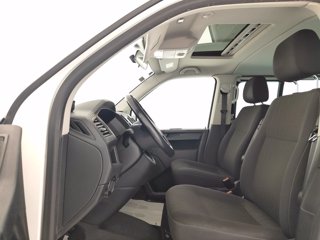 VOLKSWAGEN T6 Caravelle 4 Motion 8 posti