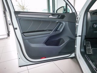 VOLKSWAGEN Tiguan 2.0 tdi r-line 150cv dsg