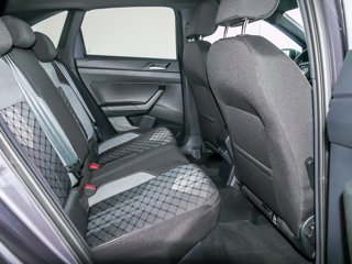 VOLKSWAGEN Taigo 1.0 tsi r-line 110cv