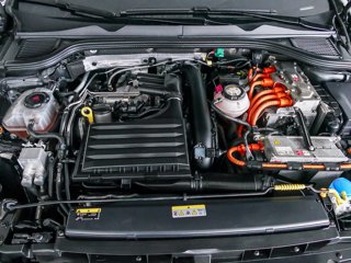 VOLKSWAGEN Golf 1.4 tsi ehybrid style 204cv dsg