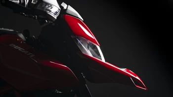 Ducati Hypermotard 950 MY24 Overview Gallery 1920X1080 03