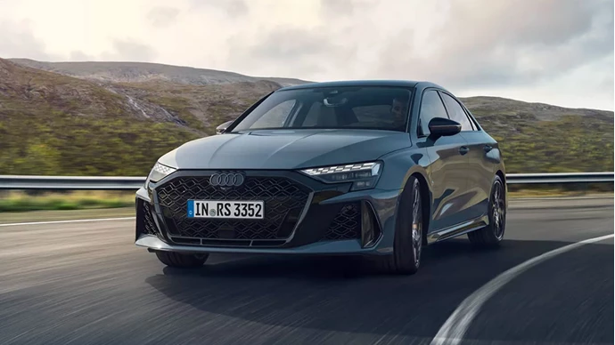 Audi RS 3 Sedan Section 1